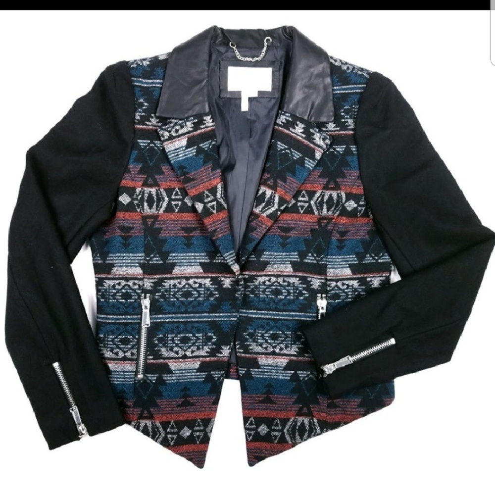 BCBGeneration.Wool Blend Navajo Print Bla…